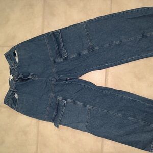 Forever 21 women cargo jeans wide leg
